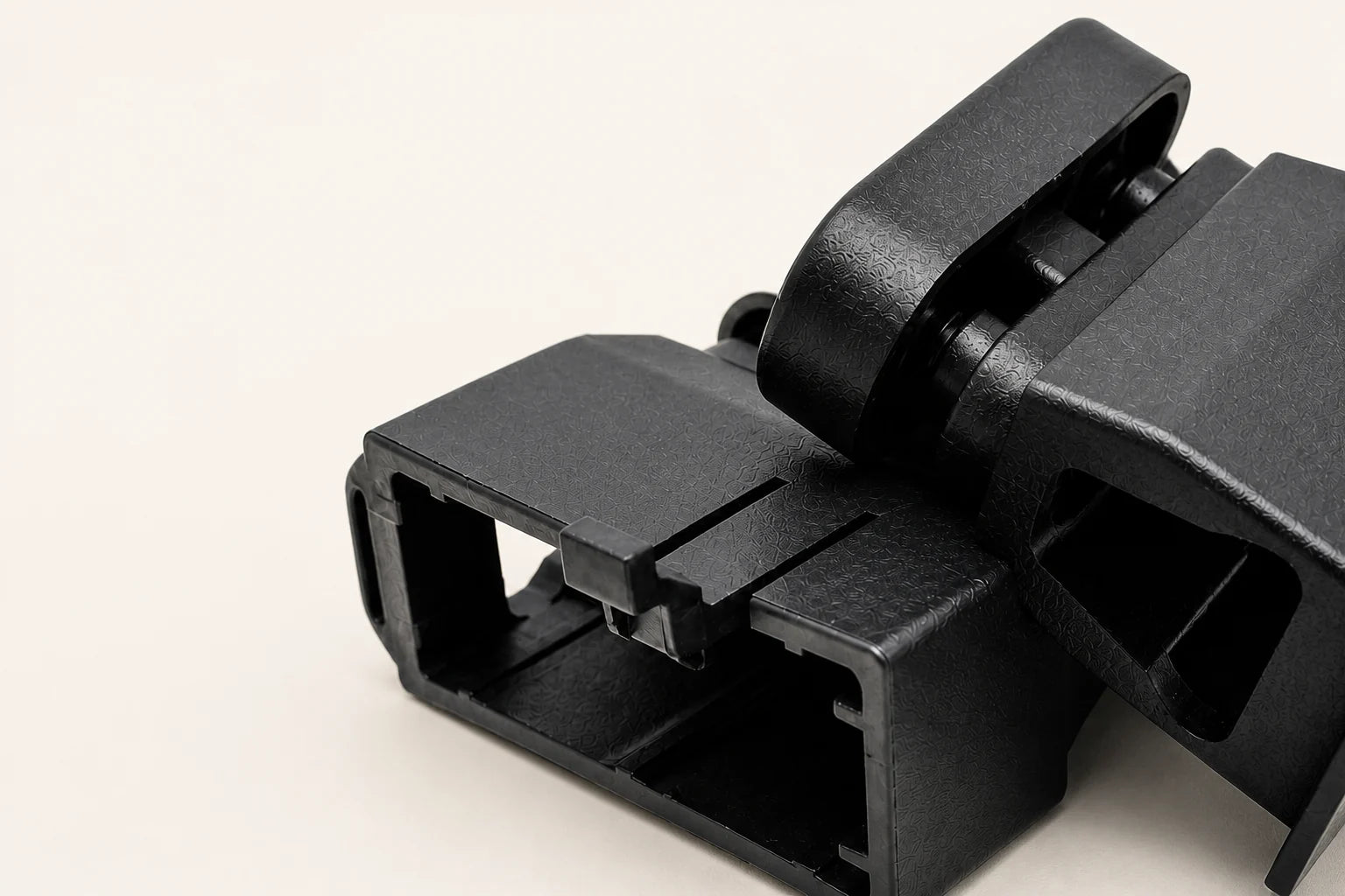 Close mechanical detail of the RETACKIT magazine loader and unloader
